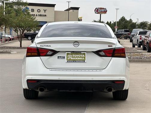 2023 Nissan Altima SR FWD