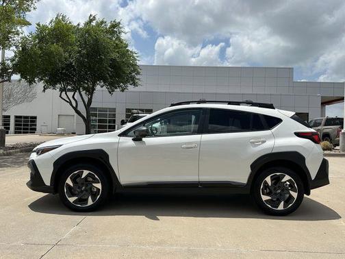 Crystal White Pearl 2024 Subaru Crosstrek Limited