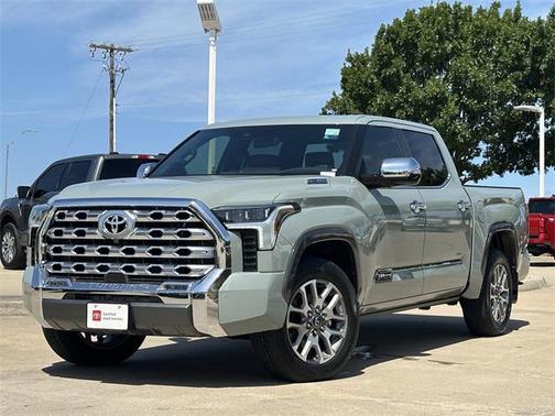 2025 Toyota Tundra Hybrid 1794 Edition