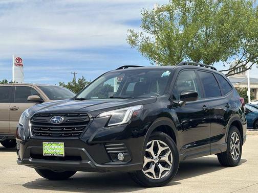 Crystal Black Silica 2023 Subaru Forester Premium