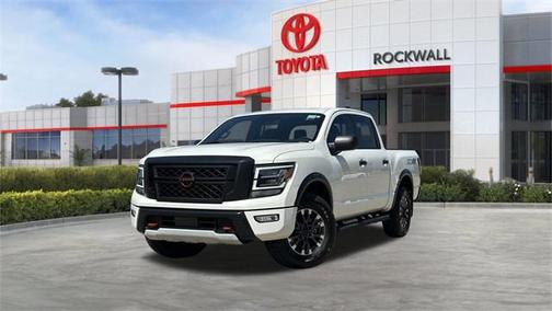 2024 Nissan Titan PRO-4X