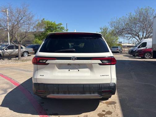 2024 Toyota Grand Highlander Limited