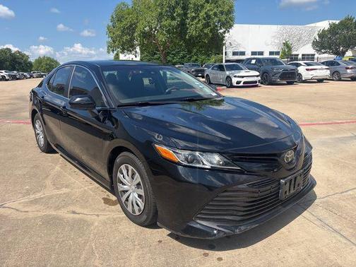 Midnight Black Metallic 2018 Toyota Camry L