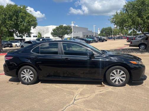 Midnight Black Metallic 2018 Toyota Camry L