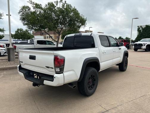 2017 Toyota Tacoma Base
