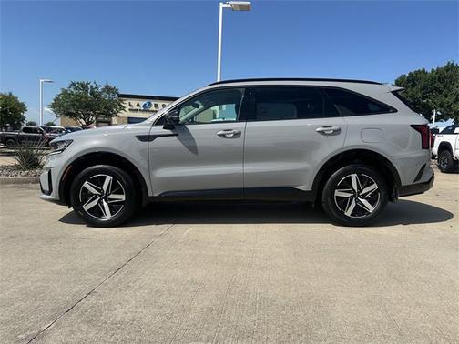 2023 Kia Sorento EX