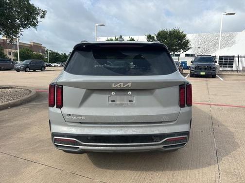 2023 Kia Sorento EX