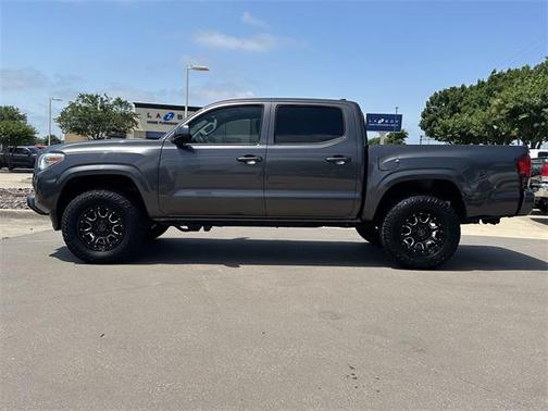 2018 Toyota Tacoma SR