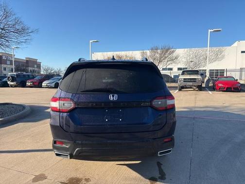 2025 Honda Pilot Sport