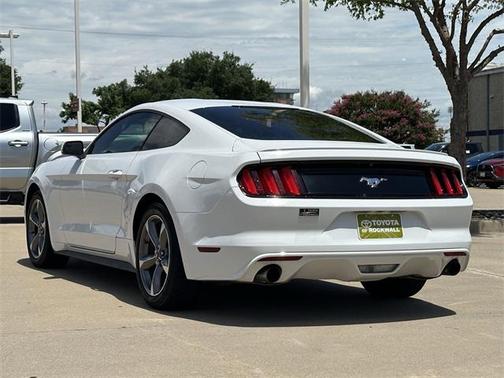 2017 Ford Mustang EcoBoost