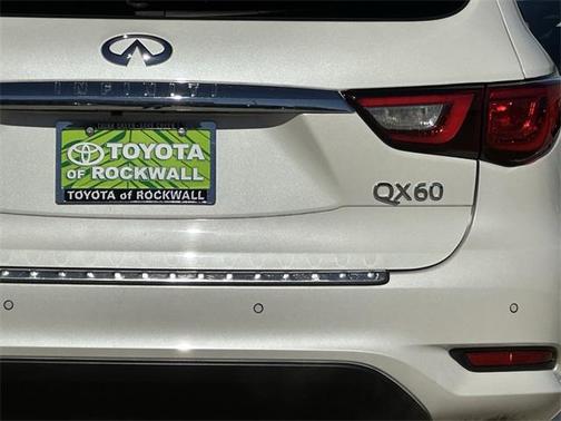 2017 INFINITI QX60 Base