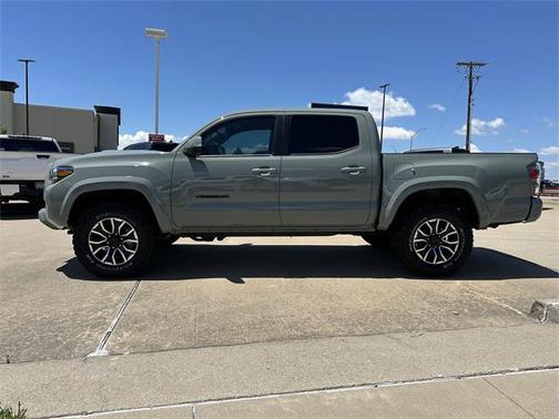 2023 Toyota Tacoma TRD Sport