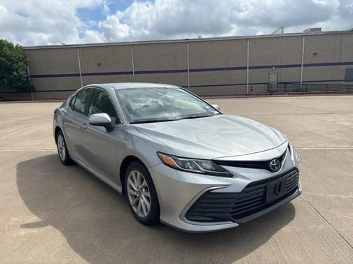 2021 Toyota Camry LE