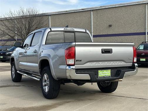 2017 Toyota Tacoma SR5