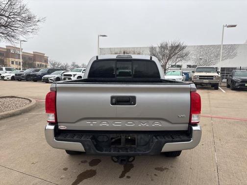 2017 Toyota Tacoma SR5