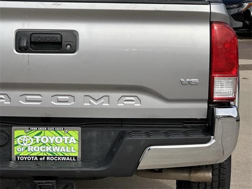 2017 Toyota Tacoma SR5