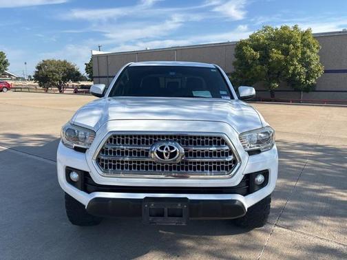 2017 Toyota Tacoma Base