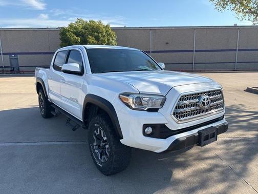 2017 Toyota Tacoma Base