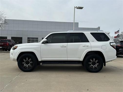 2016 Toyota 4Runner SR5