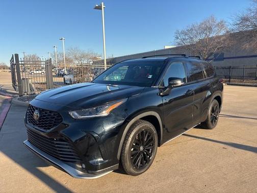2023 Toyota Highlander XSE