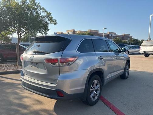 2016 Toyota Highlander LE Plus