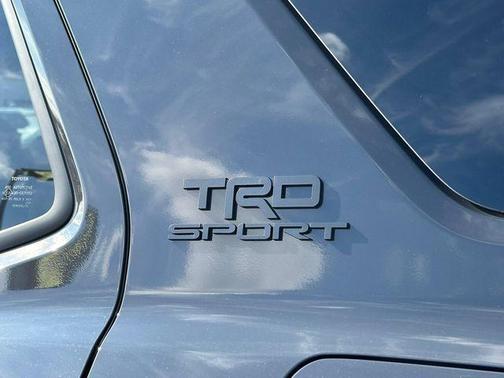 01l7 2026 Toyota 4Runner TRD Sport Premium