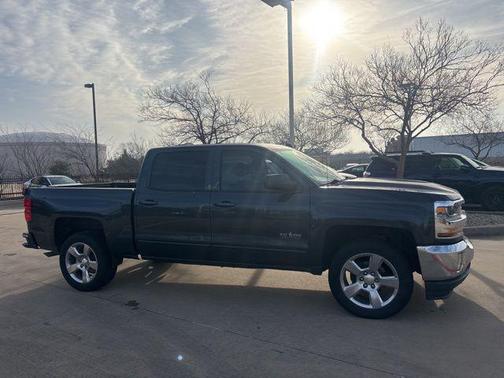 Graphite Metallic 2018 Chevrolet Silverado 1500 1LT