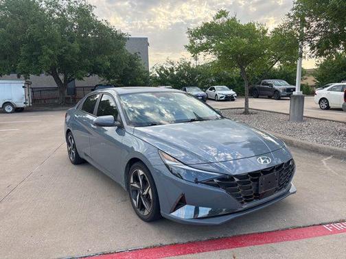 2023 Hyundai ELANTRA Limited