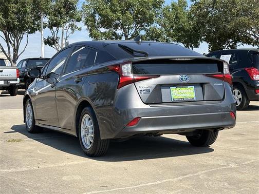 2020 Toyota Prius LE