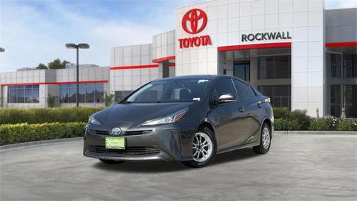 2020 Toyota Prius LE