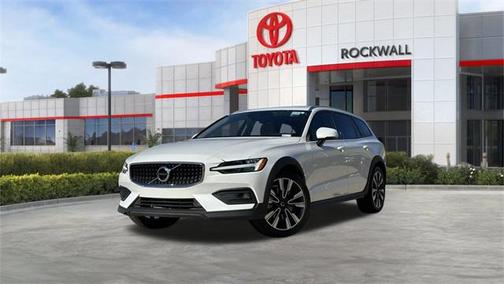 2021 Volvo V60 Cross Country T5