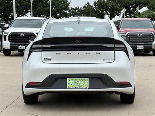 2025 Toyota Prius L