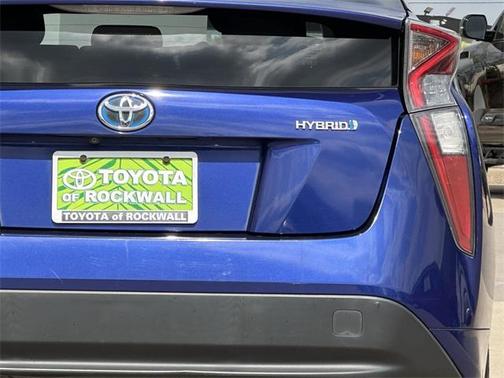 2016 Toyota Prius Two