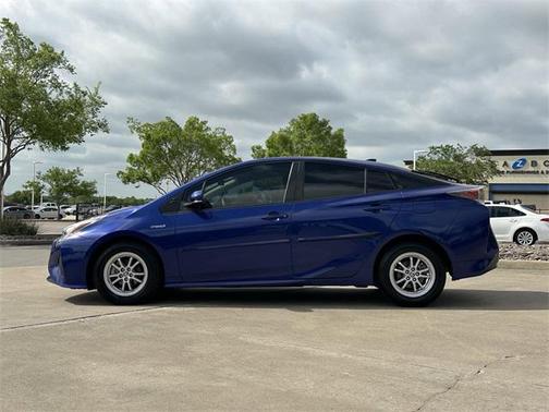 2016 Toyota Prius Two