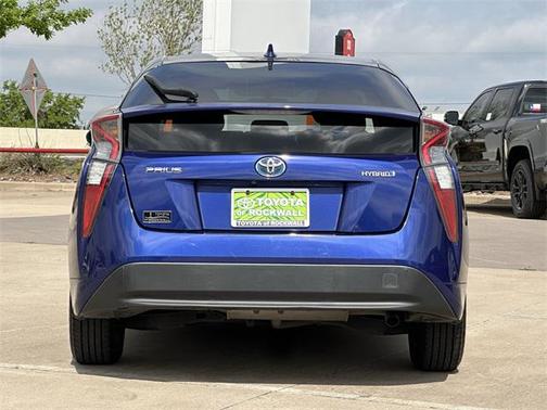 2016 Toyota Prius Two