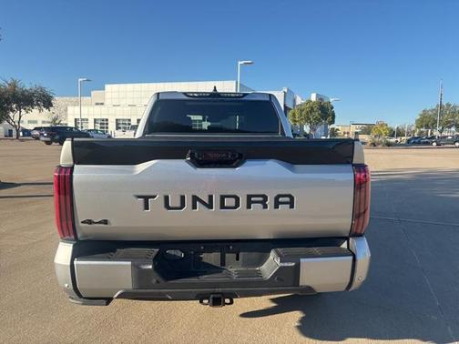 2023 Toyota Tundra Platinum