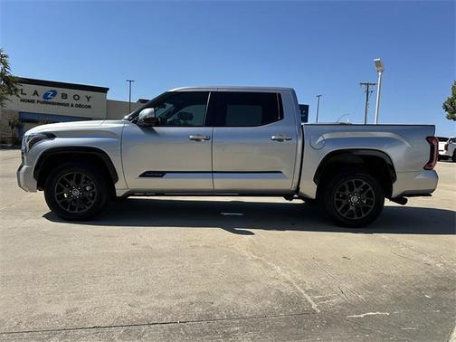 2023 Toyota Tundra Platinum