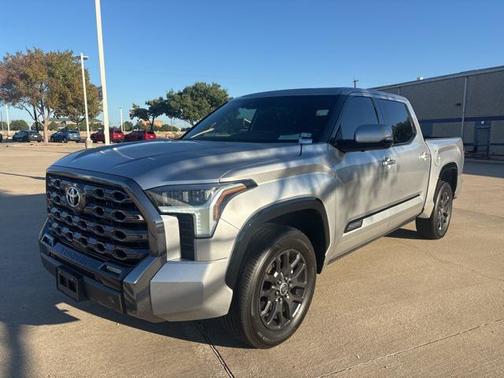 2023 Toyota Tundra Platinum
