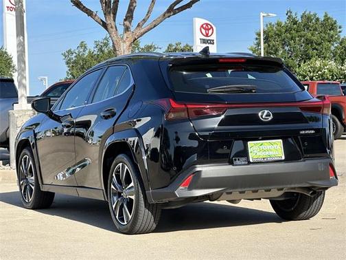 2023 Lexus UX 250h Base