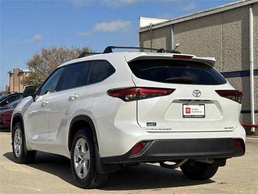 2023 Toyota Highlander LE