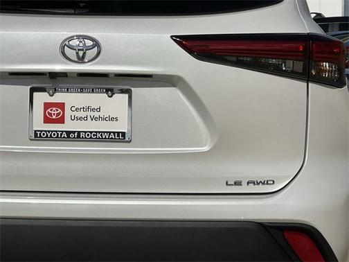 2023 Toyota Highlander LE