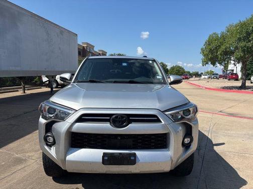 Classic Silver Metallic 2022 Toyota 4Runner SR5 Premium