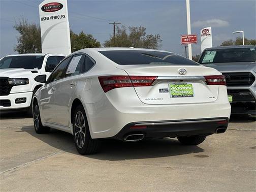 2017 Toyota Avalon XLE Premium
