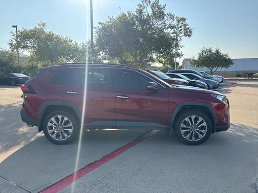 2019 Toyota RAV4 Limited
