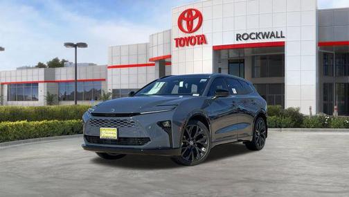 2025 Toyota Crown Signia Limited