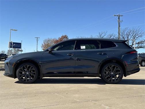 2025 Toyota Crown Signia Limited