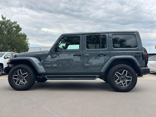 Anvil Clear Coat 2024 Jeep Wrangler 4-Door Sahara 4x4