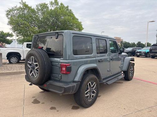 Anvil Clear Coat 2024 Jeep Wrangler 4-Door Sahara 4x4