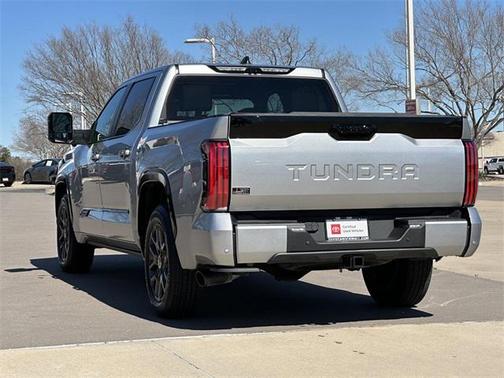2024 Toyota Tundra Hybrid Platinum