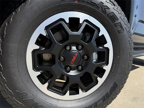 2025 Toyota 4Runner TRD Off Road Premium